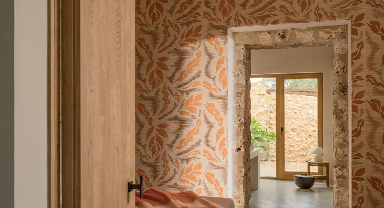 Detroit Finish Wallpapering